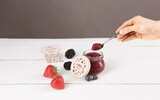 fruchtmousse_waldbeeren darbotagraum