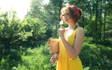 girls 380620_1280