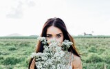 young woman 1149643_1280